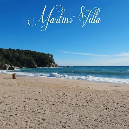 Martin 's Villa. House On The With Pool * Lloret de Mar