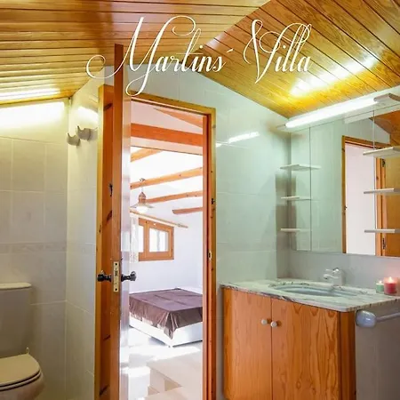 Martin 's Villa. House On The With Pool *