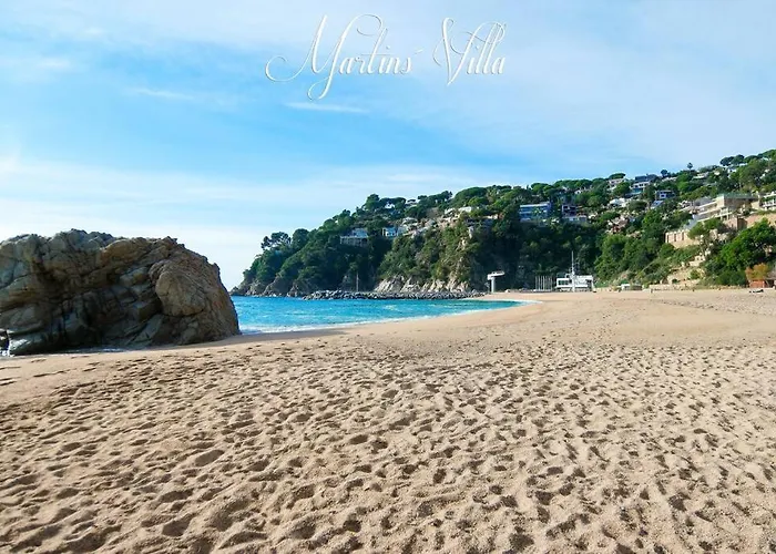 Martin 's Villa. House On The With Pool וילה *