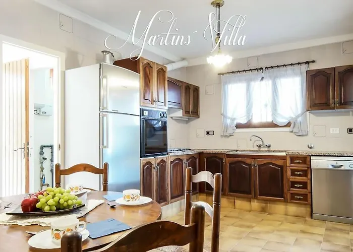 Martin 's Villa. House On The With Pool * יורט דה מאר