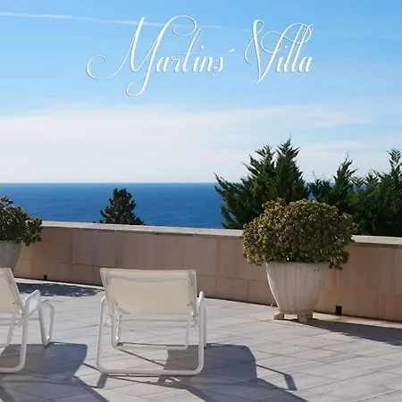 Martin 's Villa. House On The With Pool Villa Lloret de Mar