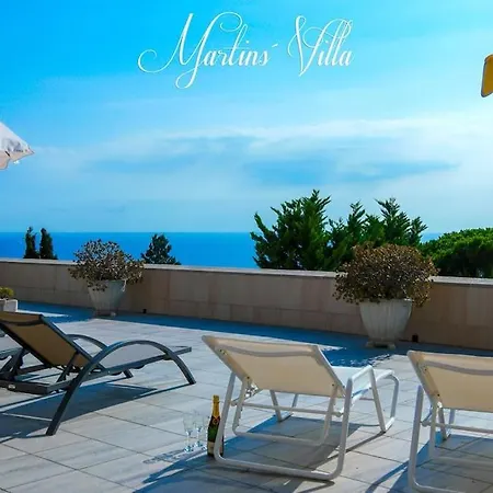 Martin 's Villa. House On The With Pool Lloret de Mar