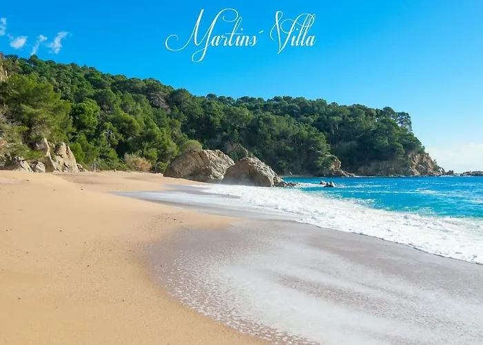 Martin 's Villa. House On The With Pool Вилла